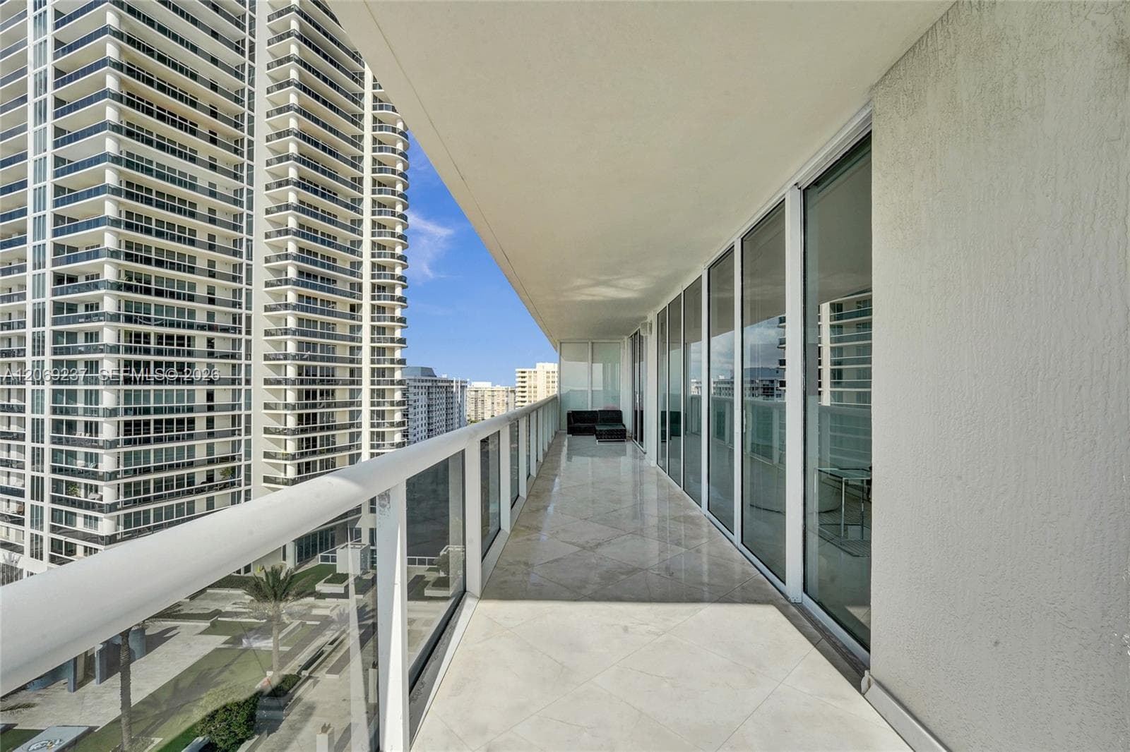 BEACH CLUB TWO · #1502 in Hallandale Beach - Photo 55