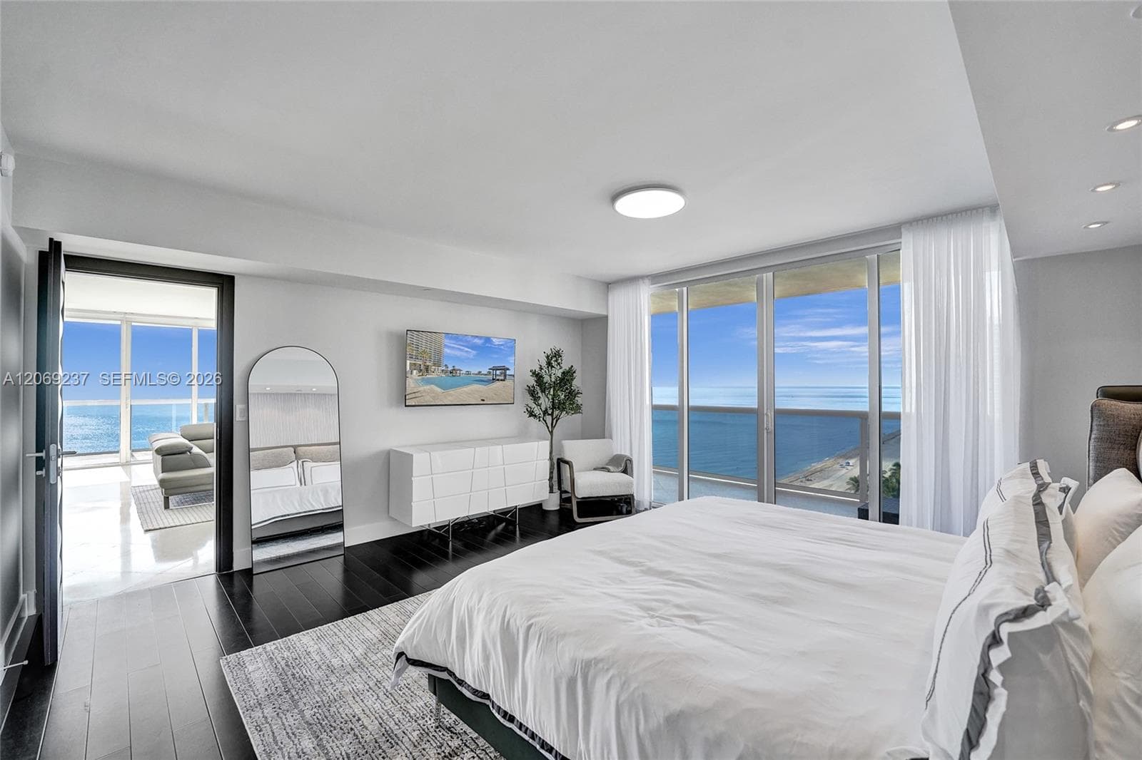 BEACH CLUB TWO · #1502 in Hallandale Beach - Photo 29
