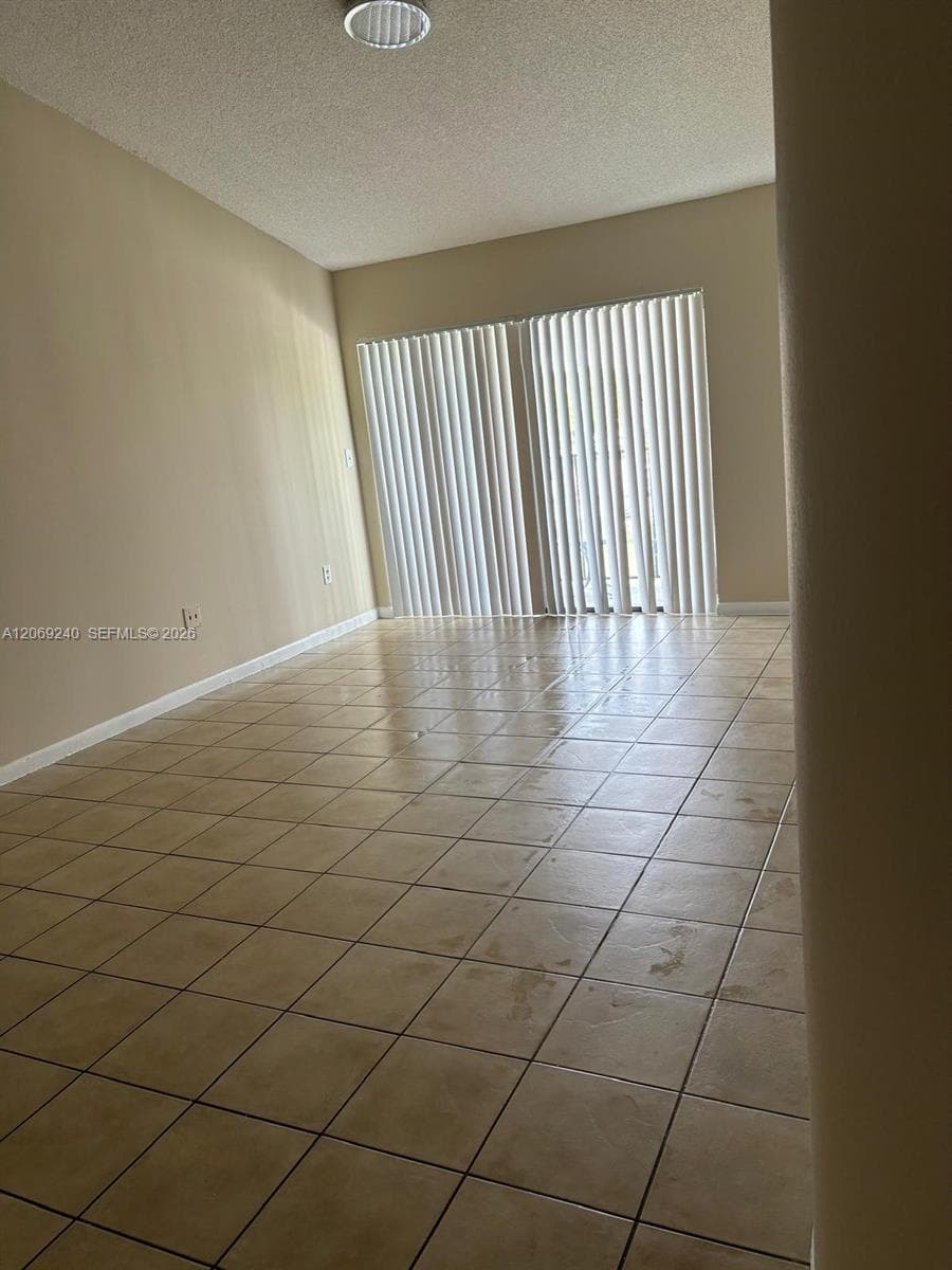 VILLA BELLINI CONDO · #310 in Hialeah - Photo 13