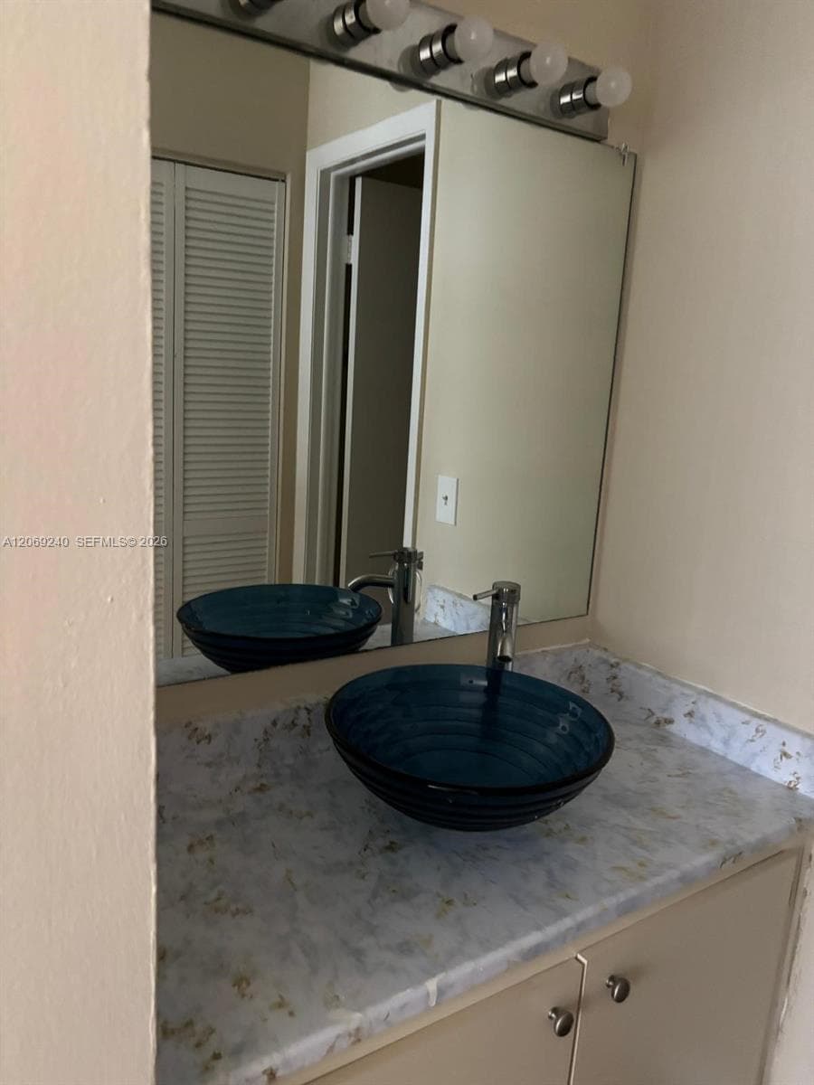 VILLA BELLINI CONDO · #310 in Hialeah - Photo 12