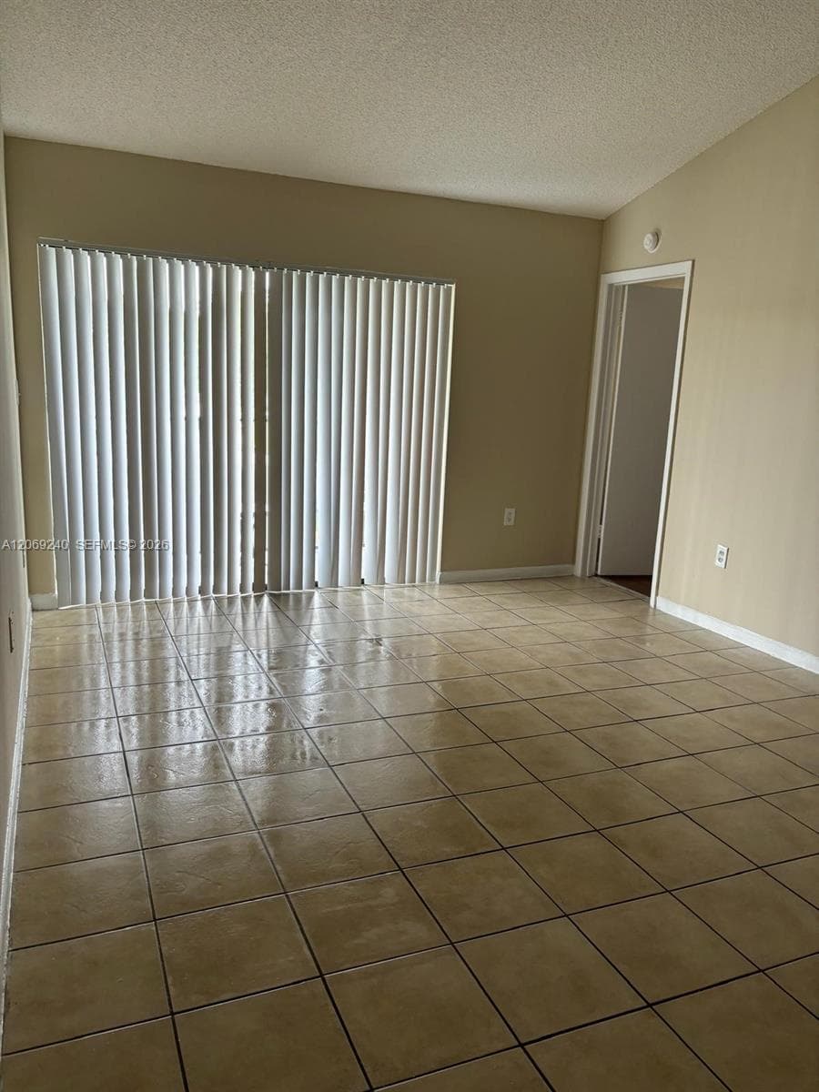 VILLA BELLINI CONDO · #310 in Hialeah - Photo 7