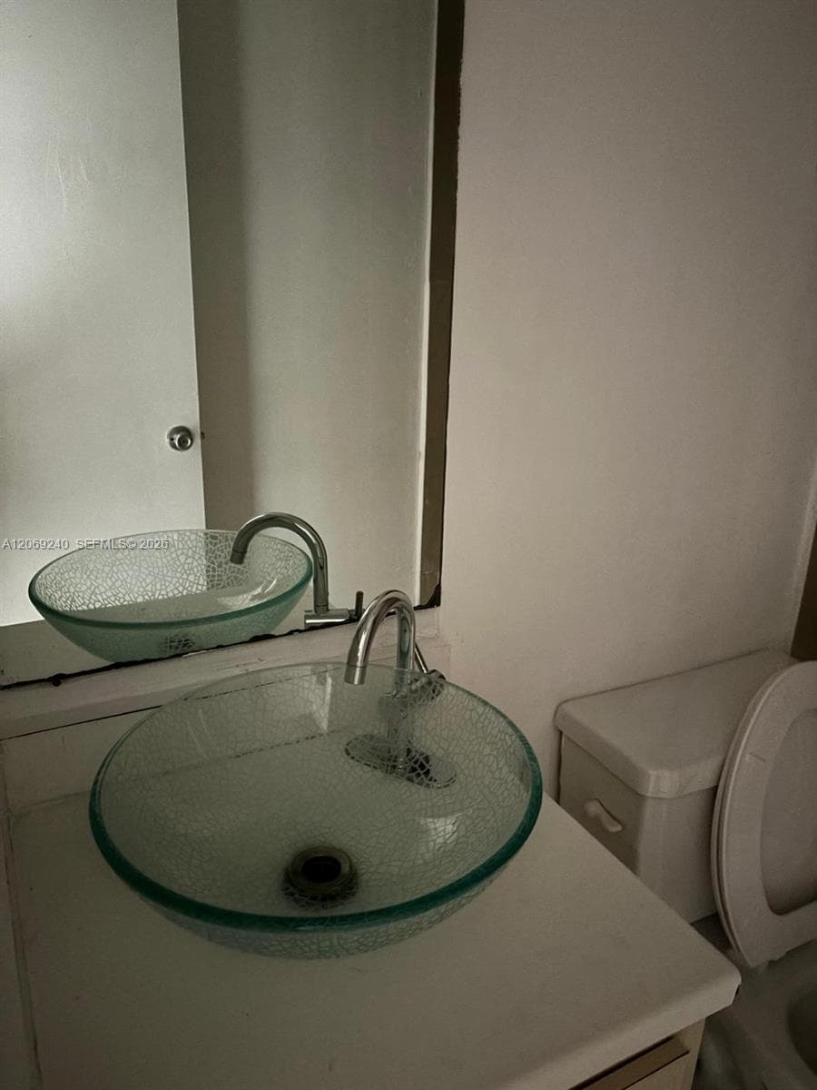 VILLA BELLINI CONDO · #310 in Hialeah - Photo 3
