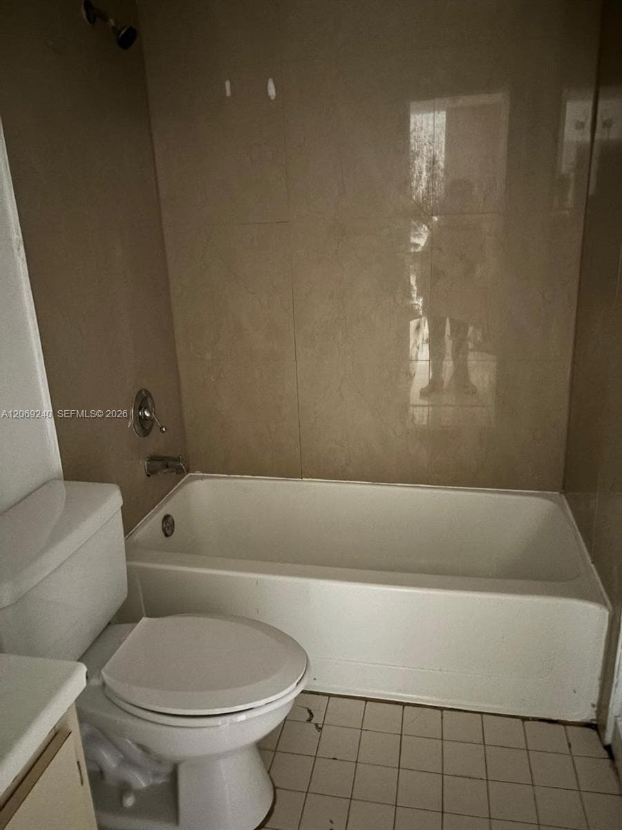 VILLA BELLINI CONDO · #310 in Hialeah - Photo 5