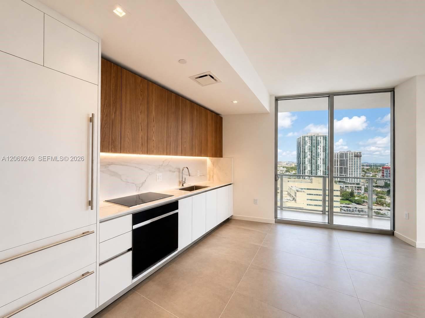Casa Bella · #1807 in Miami - Photo 4