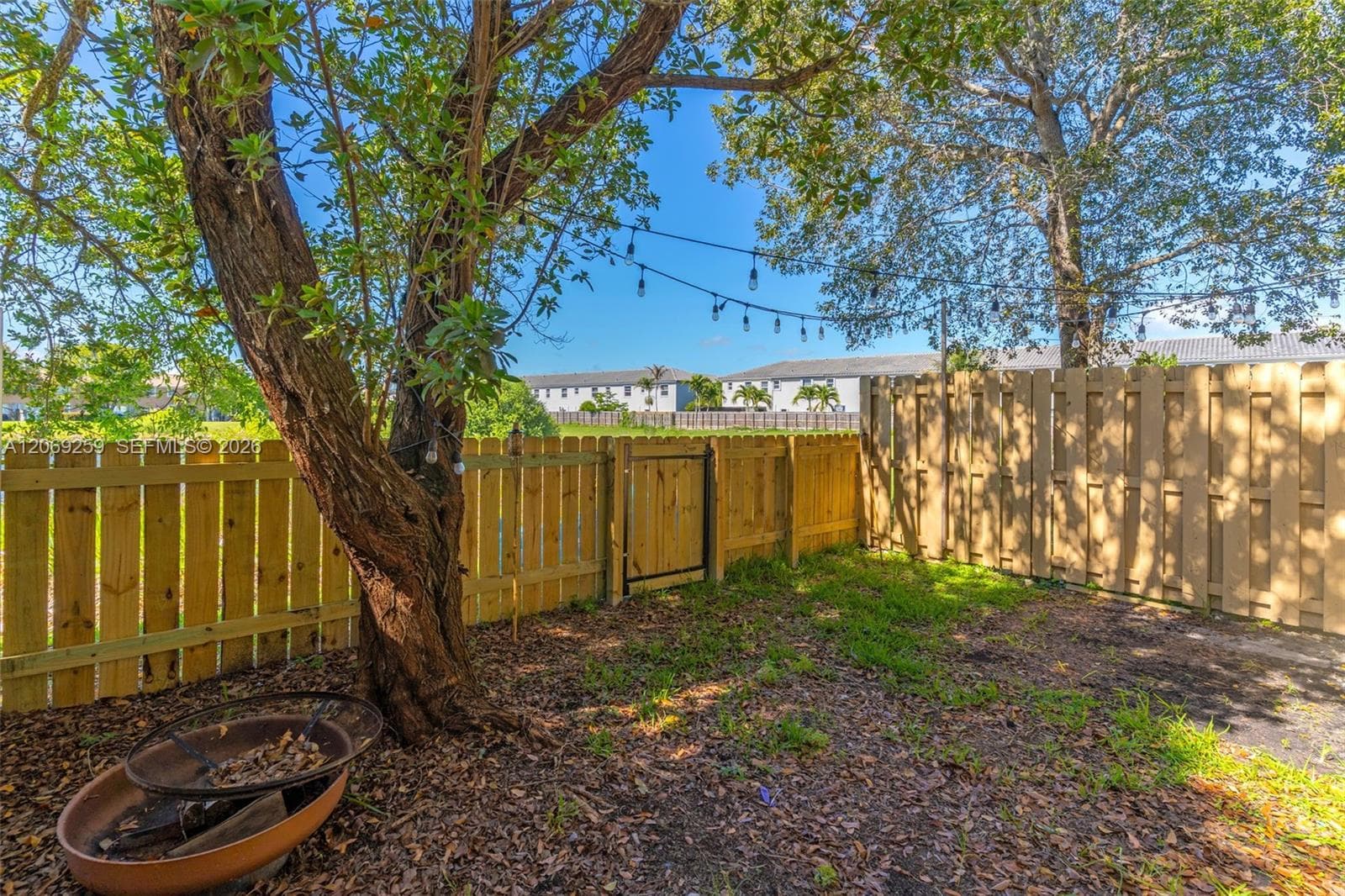 2583 SE 13th Ct photo 30