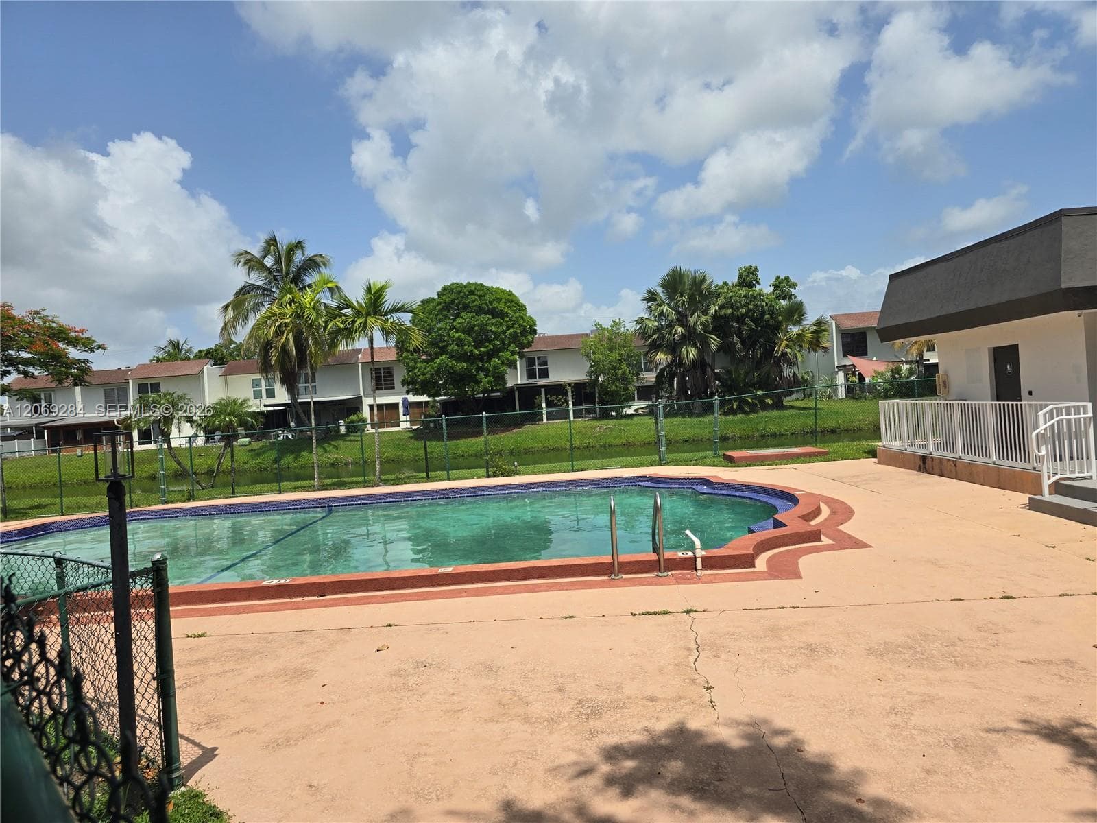 KENDALL ACRES · #J7 in Miami - Photo 52