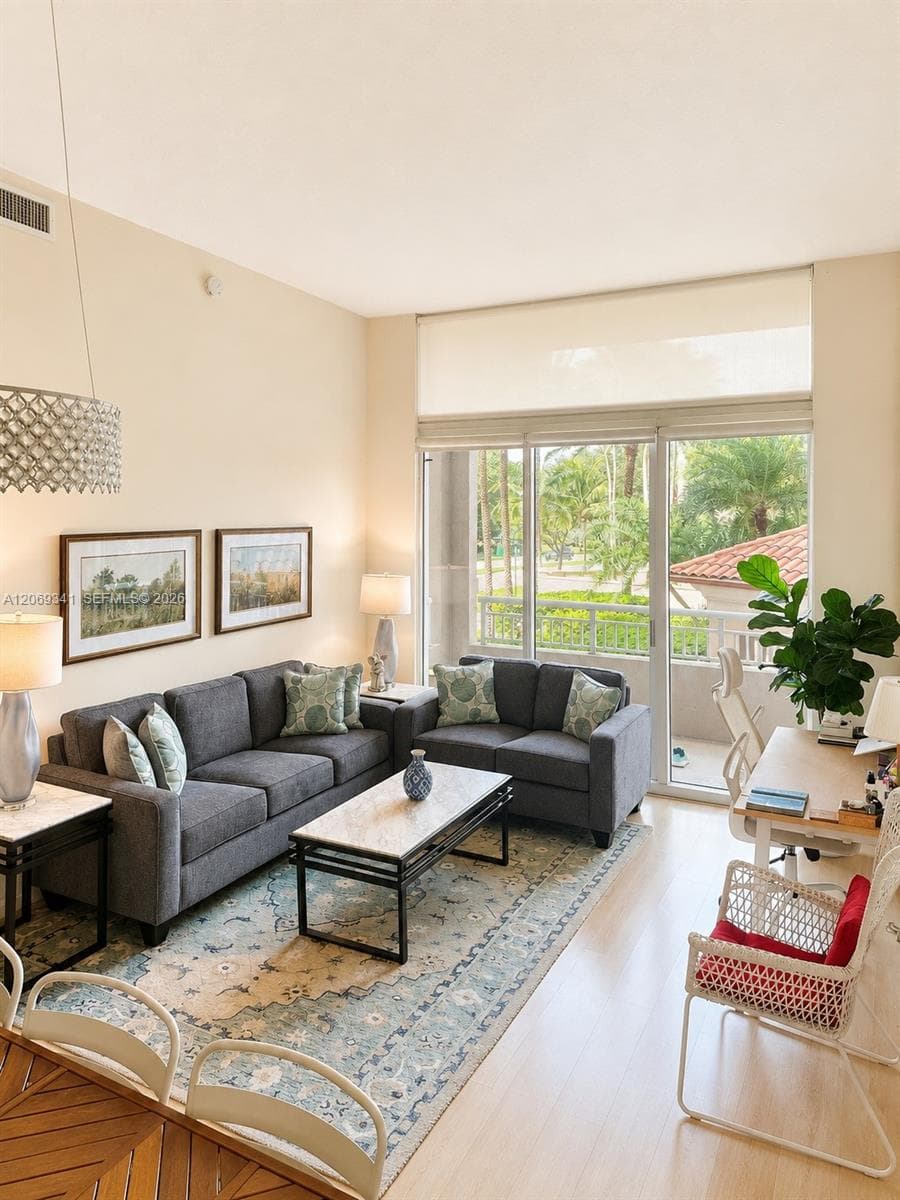 Turnberry On The Green · #210 in Aventura - Photo 6