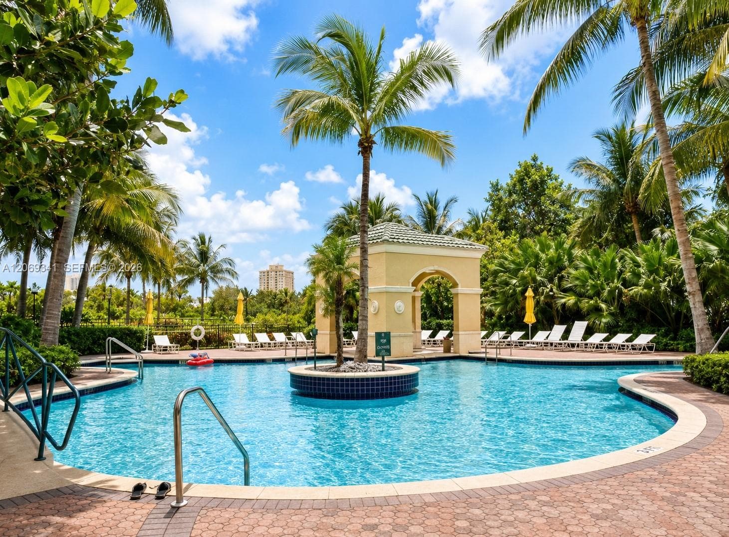 Turnberry On The Green · #210 in Aventura - Photo 13