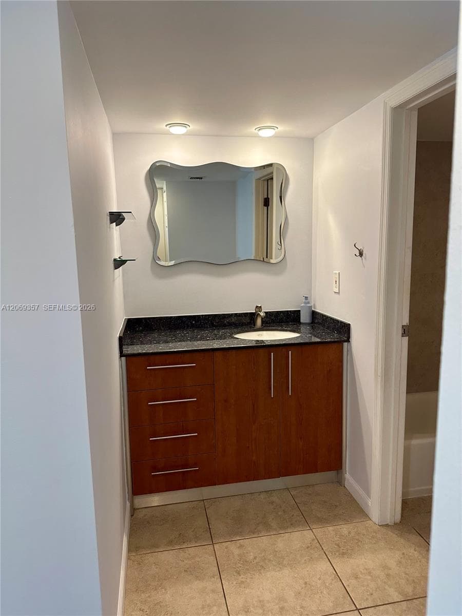 ENSENADA CONDO · #EI-216 in Aventura - Photo 12