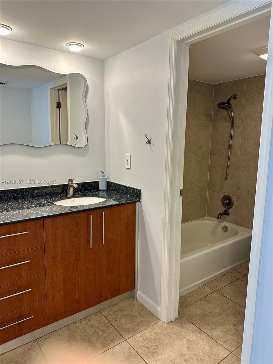 ENSENADA CONDO · #EI-216 in Aventura - Photo 18