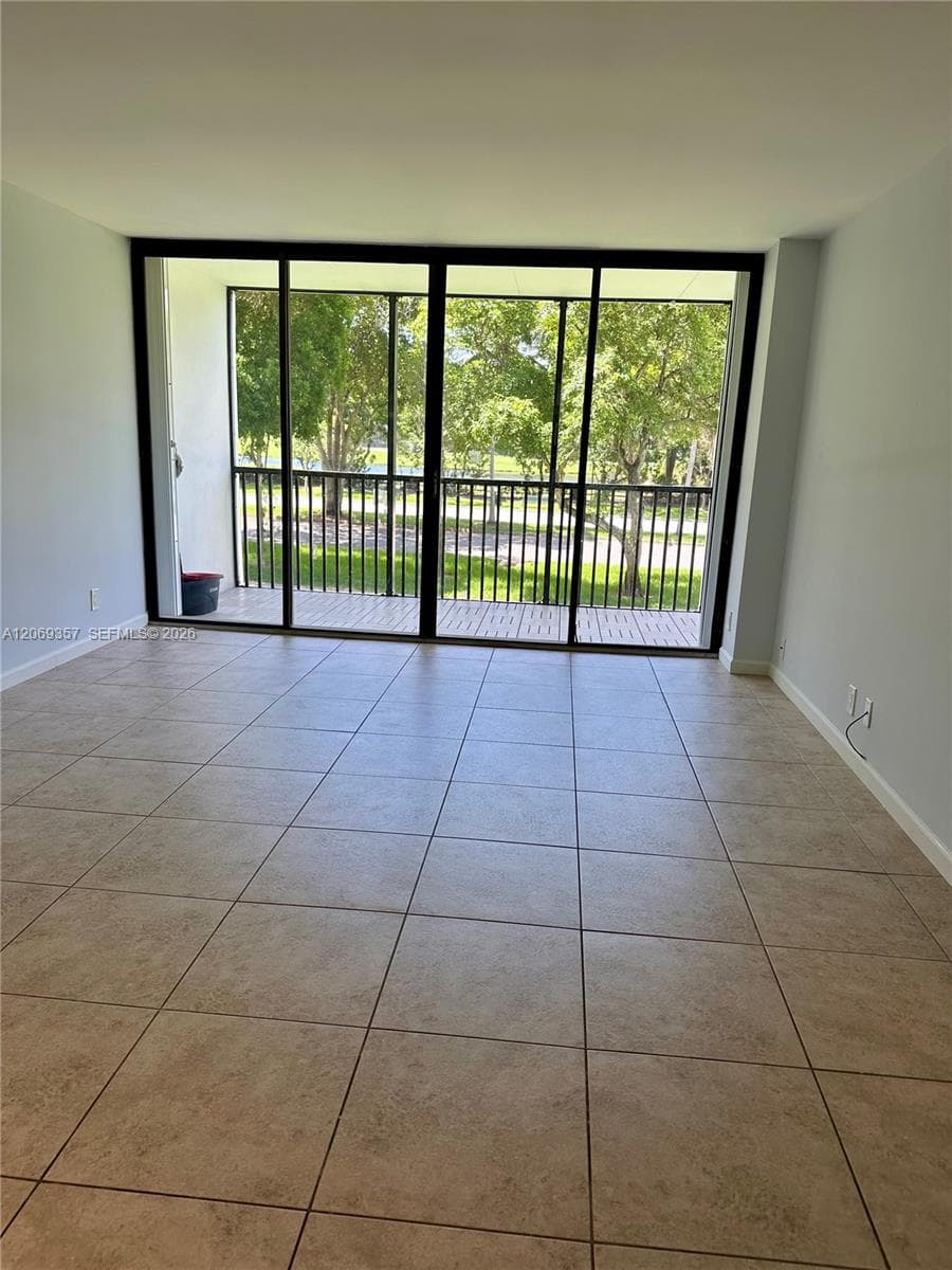 ENSENADA CONDO · #EI-216 in Aventura - Photo 11