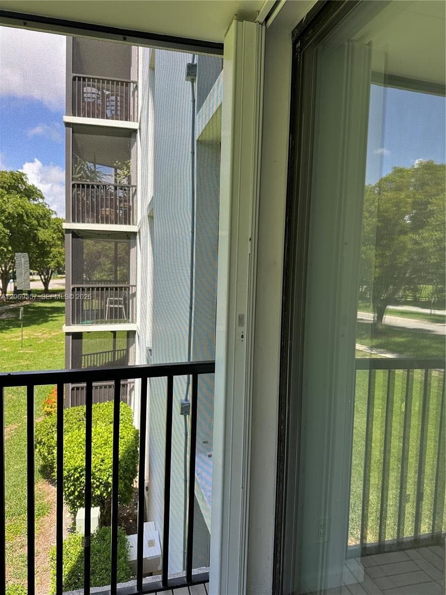 ENSENADA CONDO · #EI-216 in Aventura - Photo 21