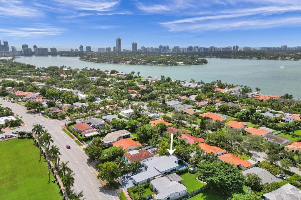 1750 71st St photo 95