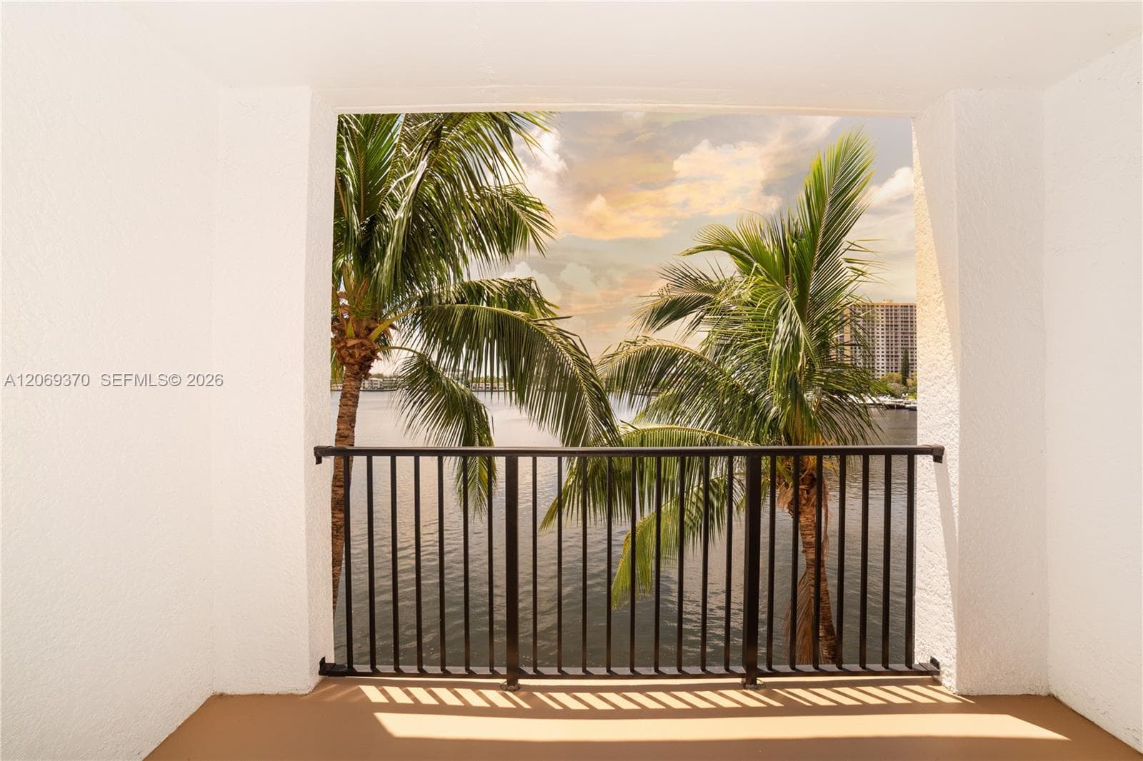Porto Bellagio · #1407 in Sunny Isles Beach - Photo 32