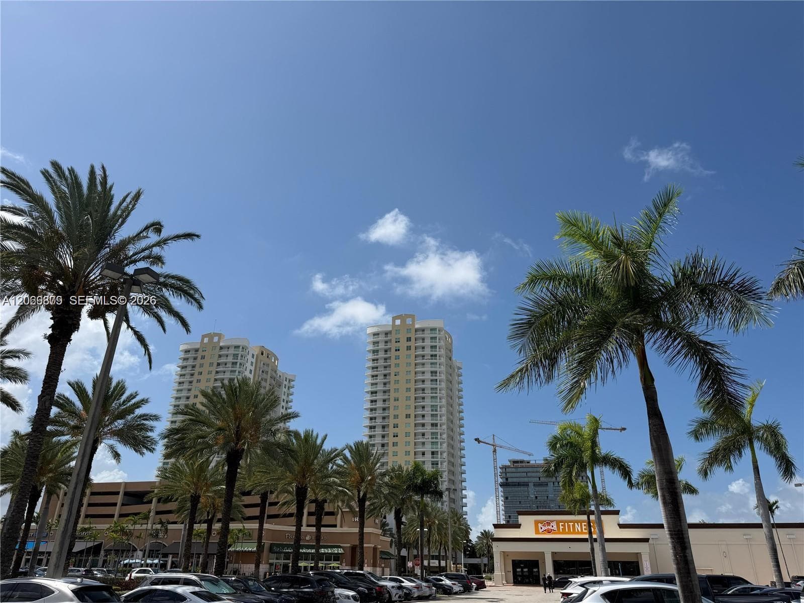 DUO COMDOMINIUM EAST · #701E in Hallandale Beach - Photo 1