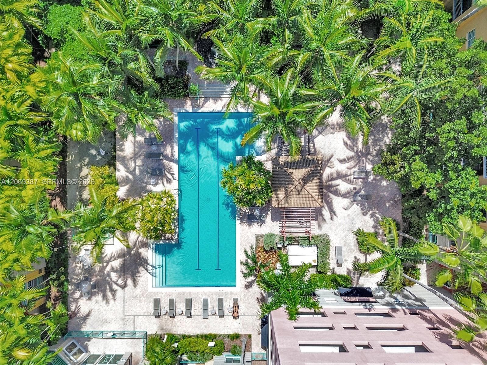 VALENCIA CONDO · #227 in South Miami - Photo 3