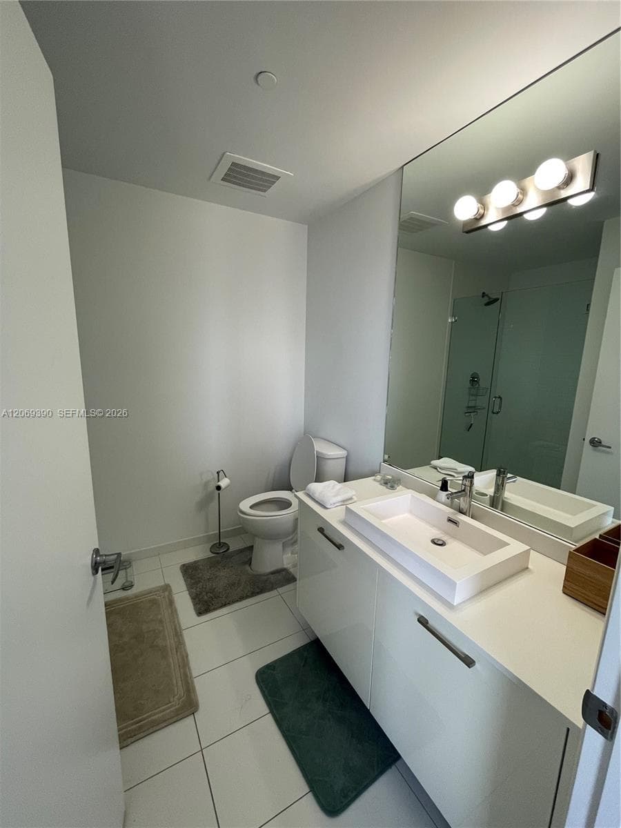 Centro · #3004 in Miami - Photo 4