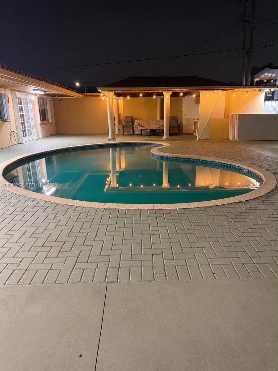 10955 SW 177th Ter photo 11