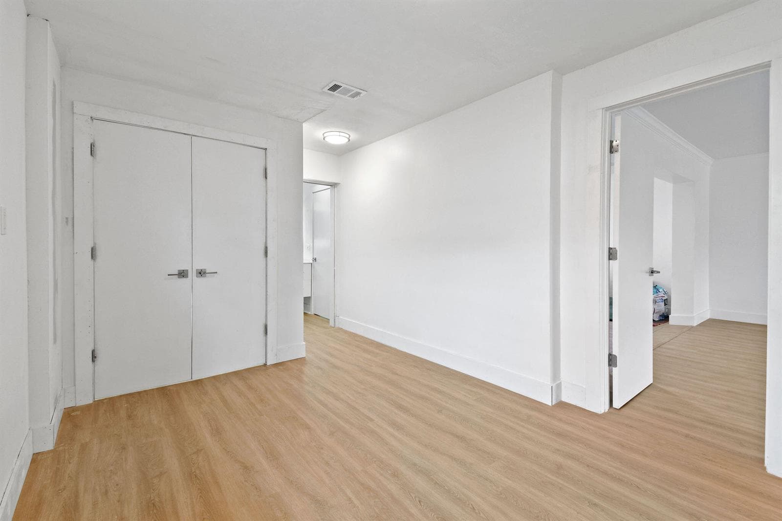 31929thSt_24