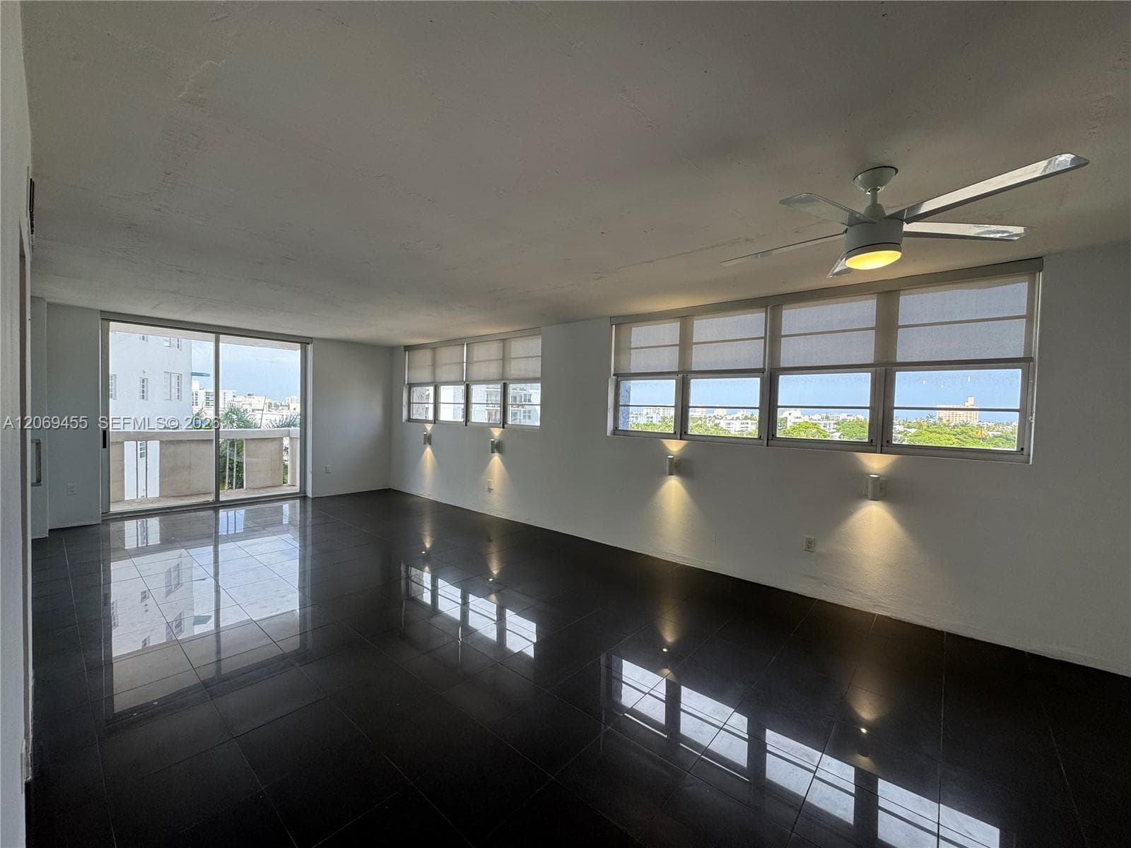SOUTH BAY CLUB CONDO · #734 in Miami Beach - Photo 2