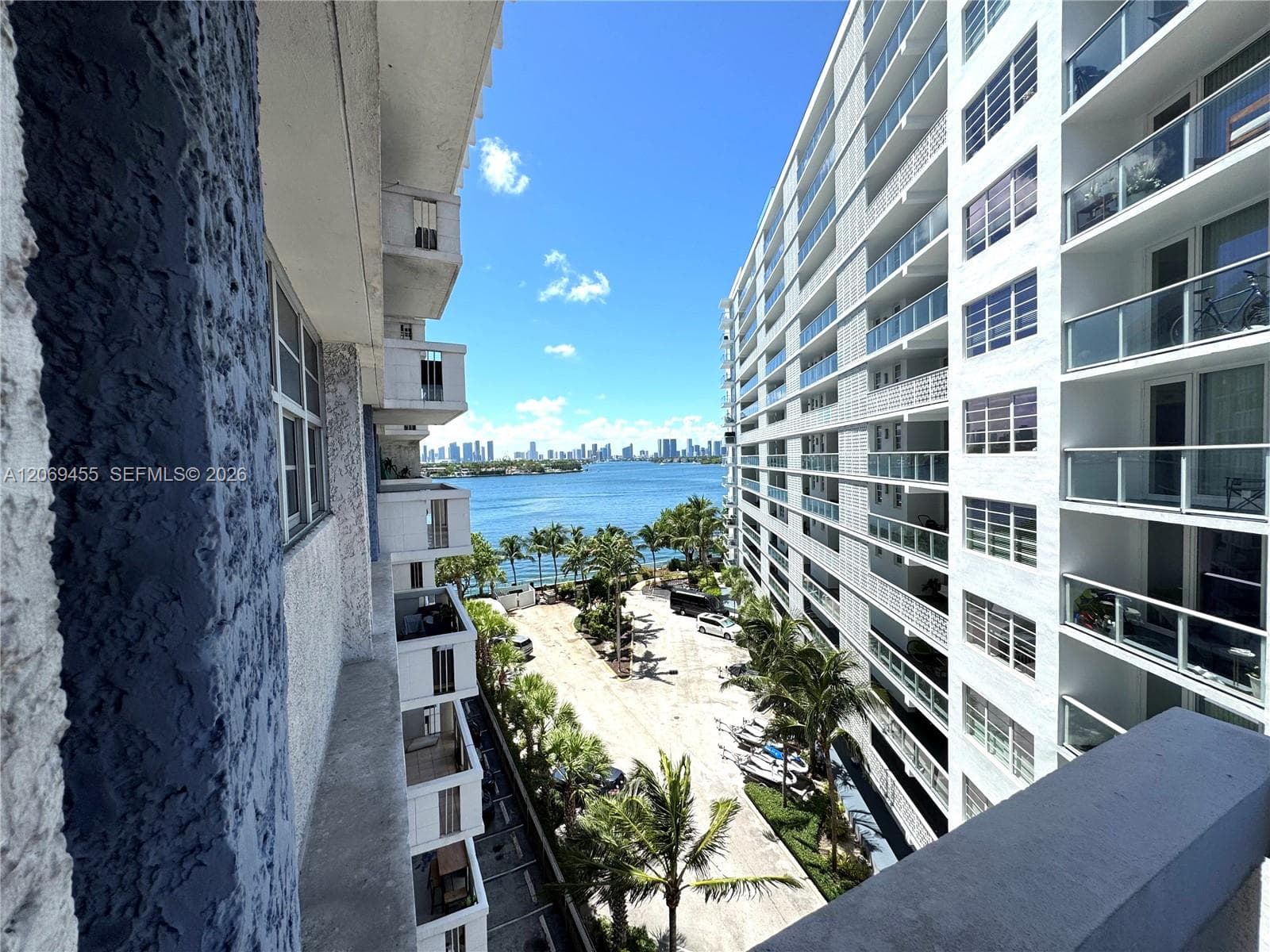 SOUTH BAY CLUB CONDO · #734 in Miami Beach - Photo 17
