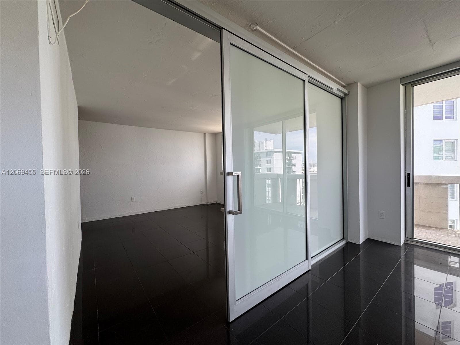 SOUTH BAY CLUB CONDO · #734 in Miami Beach - Photo 11