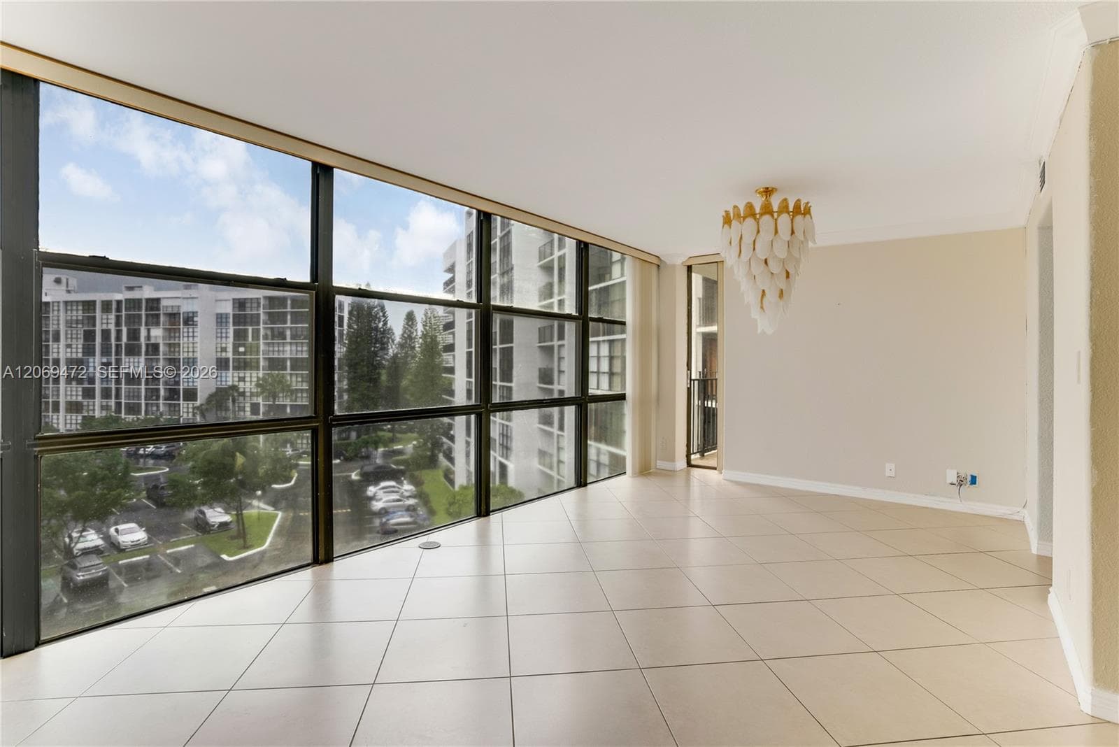 OCEANVIEW PARK CONDO · #614 in Hallandale Beach - Photo 8
