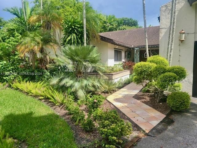 10220 SW 91st St photo 1