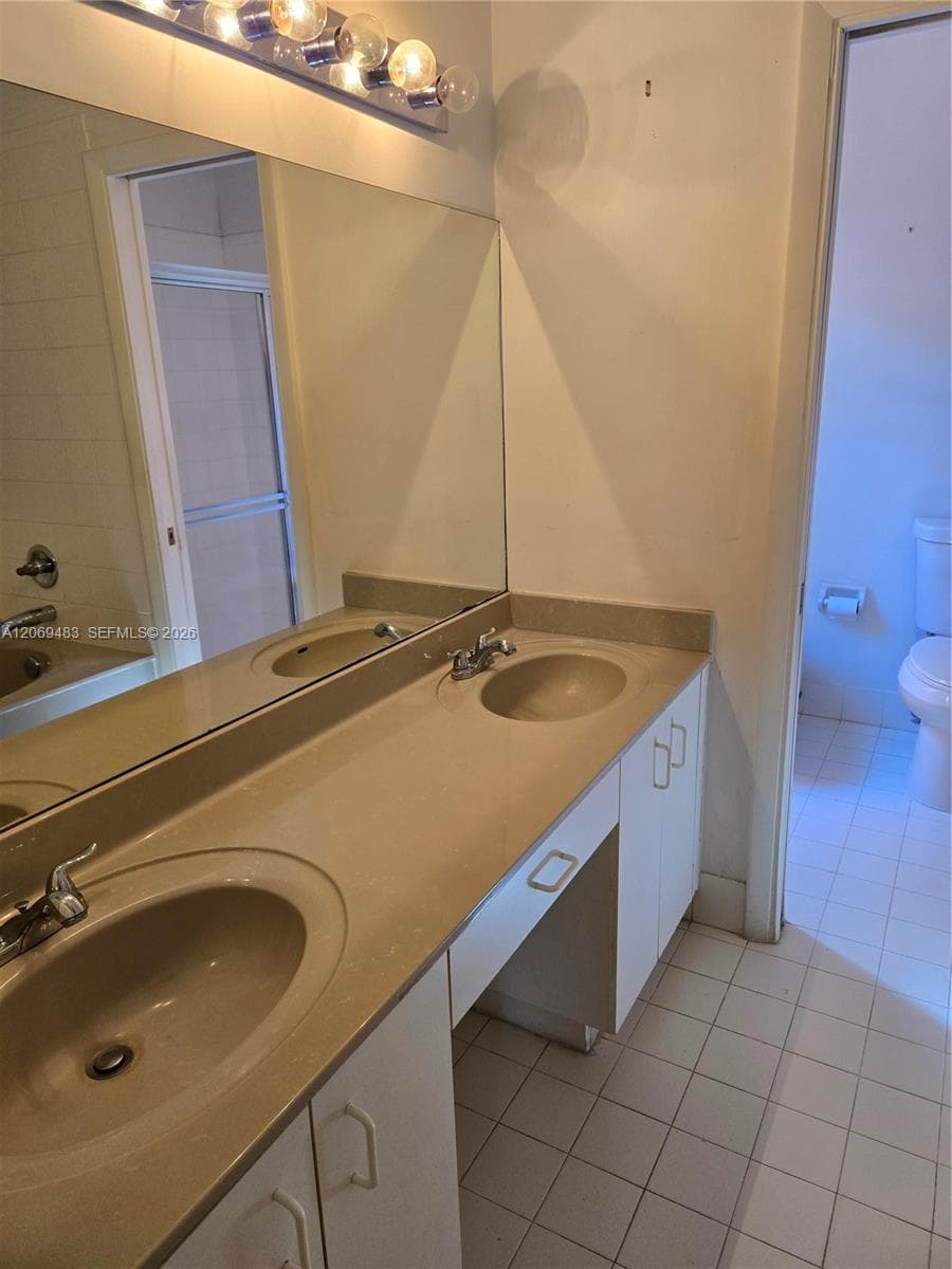 15416 SW 50th Ter photo 18