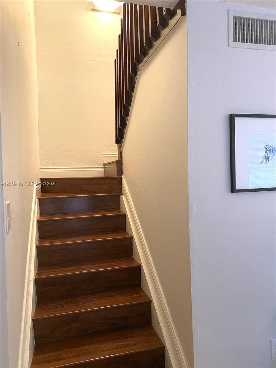 4530 SW 68th Ct Cir # 6 #32-6 photo 5