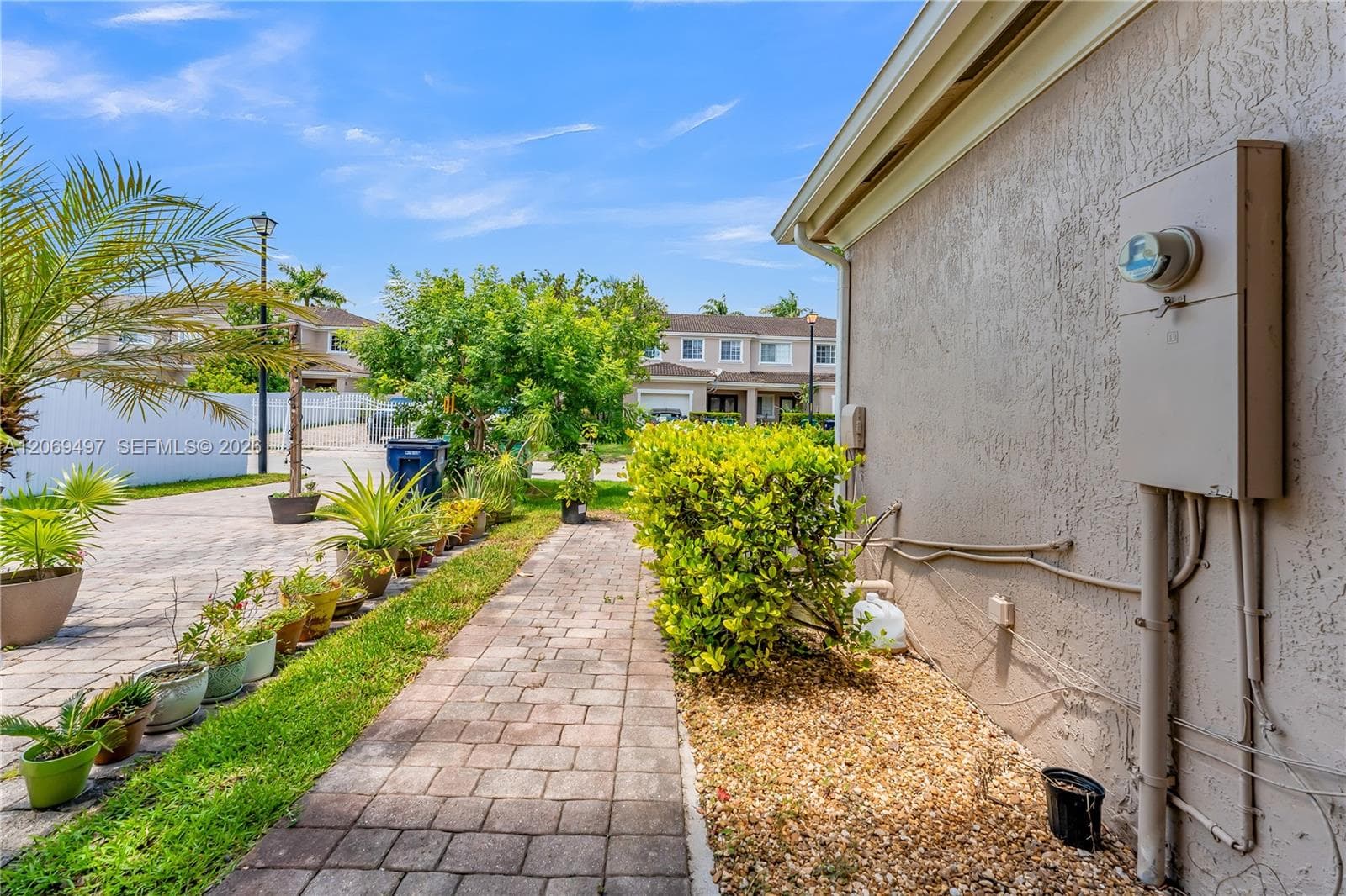 14211 SW 272nd Ln photo 41