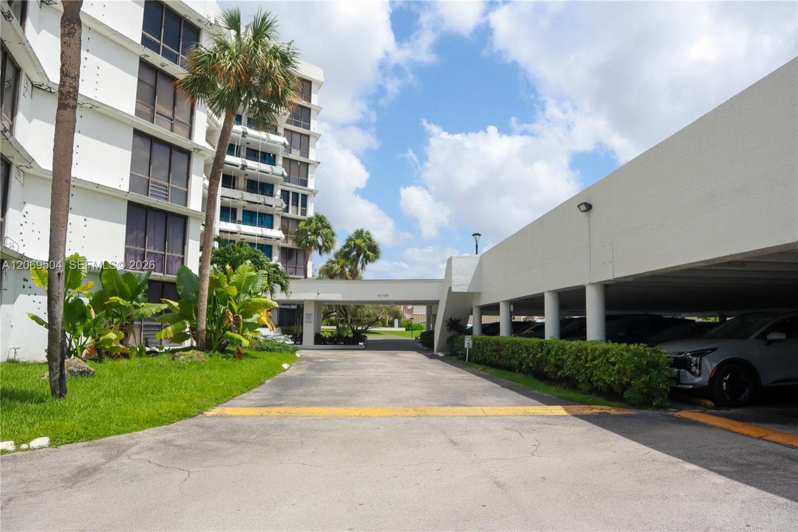 Towers of Kendale Lake · #310A in Miami - Photo 2