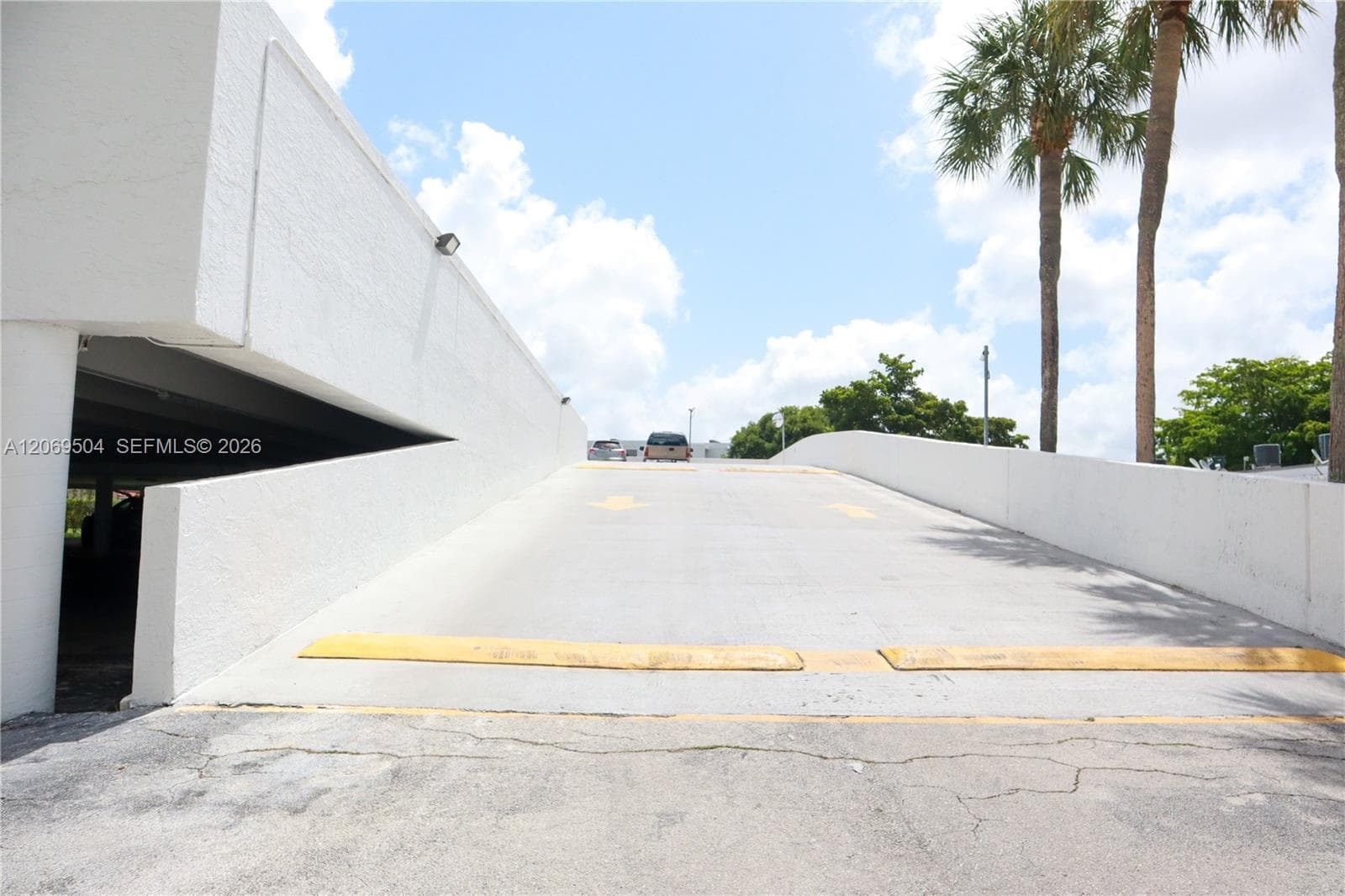 Towers of Kendale Lake · #310A in Miami - Photo 3