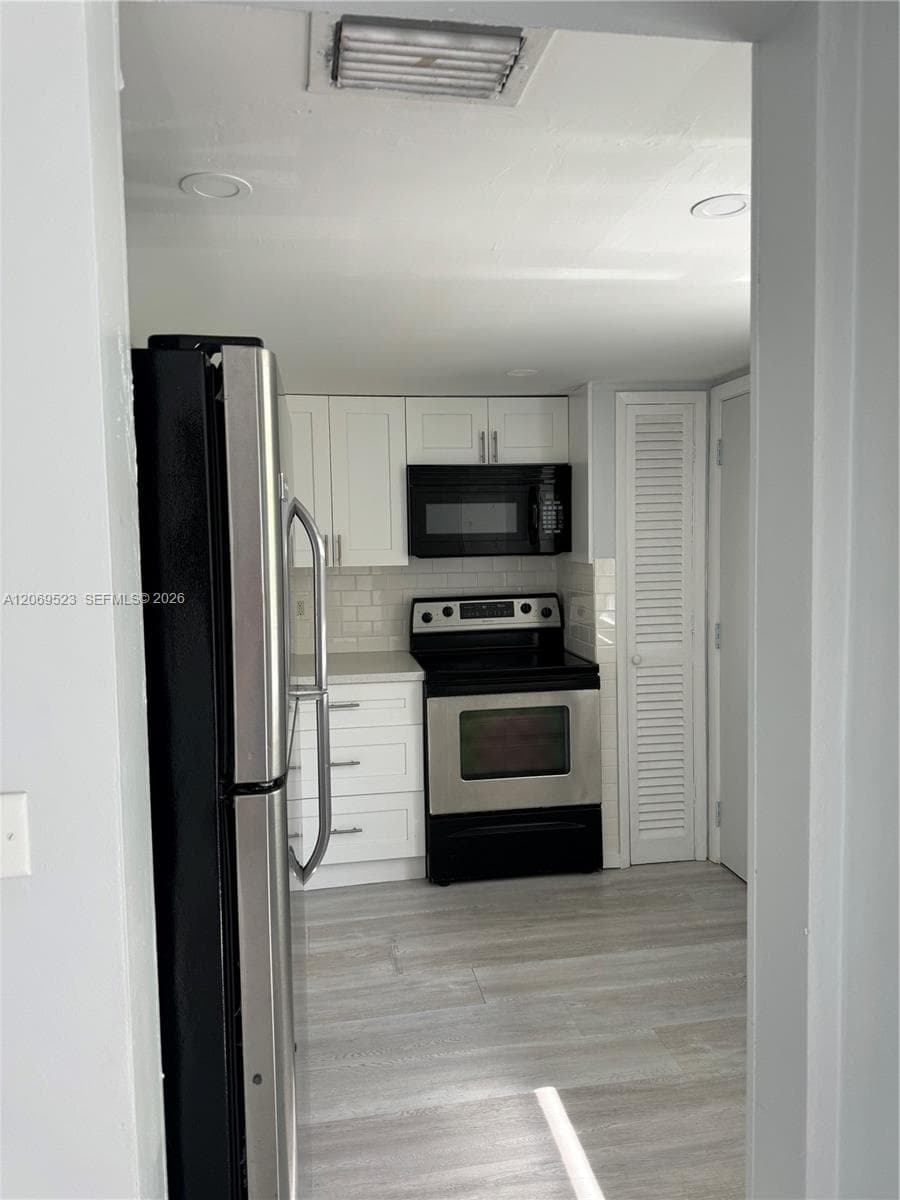 SECOND FORUM CONDO · #C305 in Miami - Photo 3