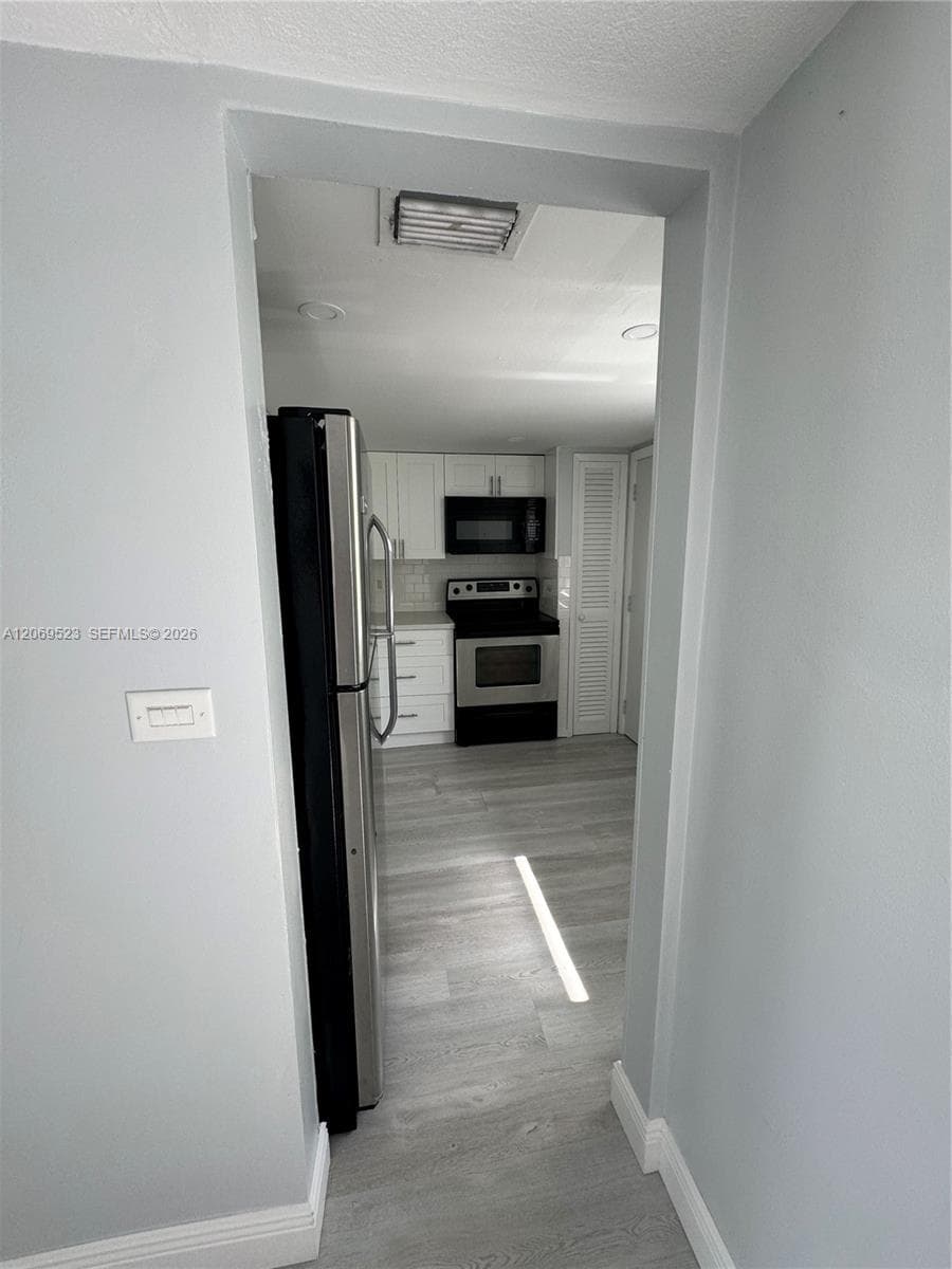 SECOND FORUM CONDO · #C305 in Miami - Photo 4