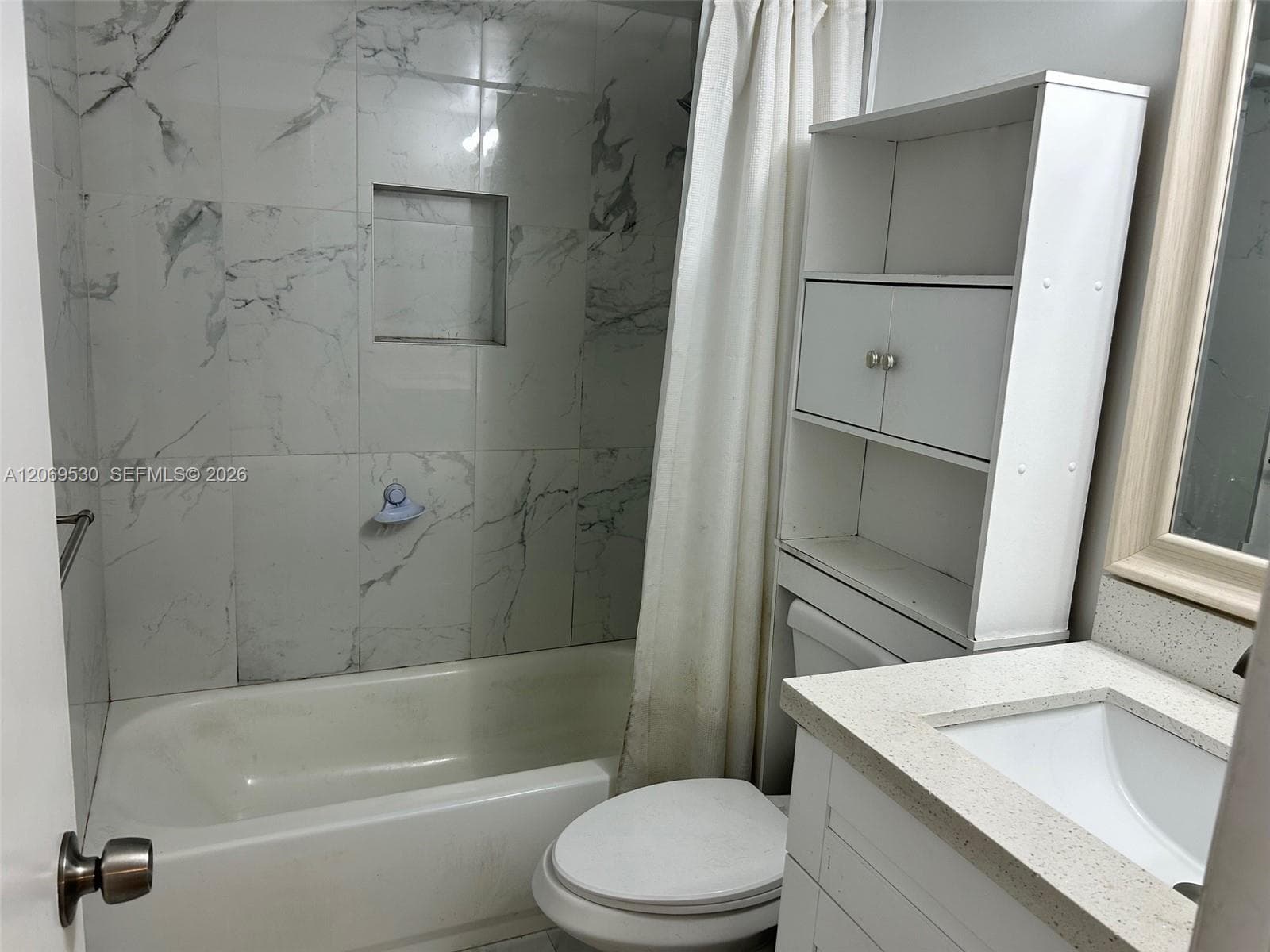 OAK TREE GARDEN CONDO · #J in Fort Lauderdale - Photo 9