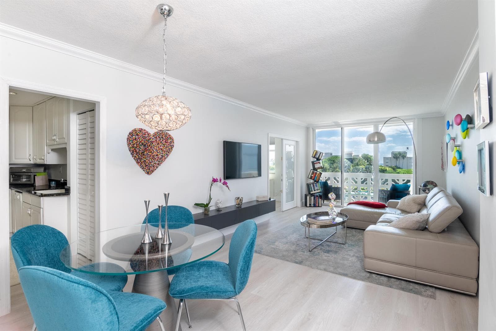 © Clark-2840 S Ocean BLVD 517-005