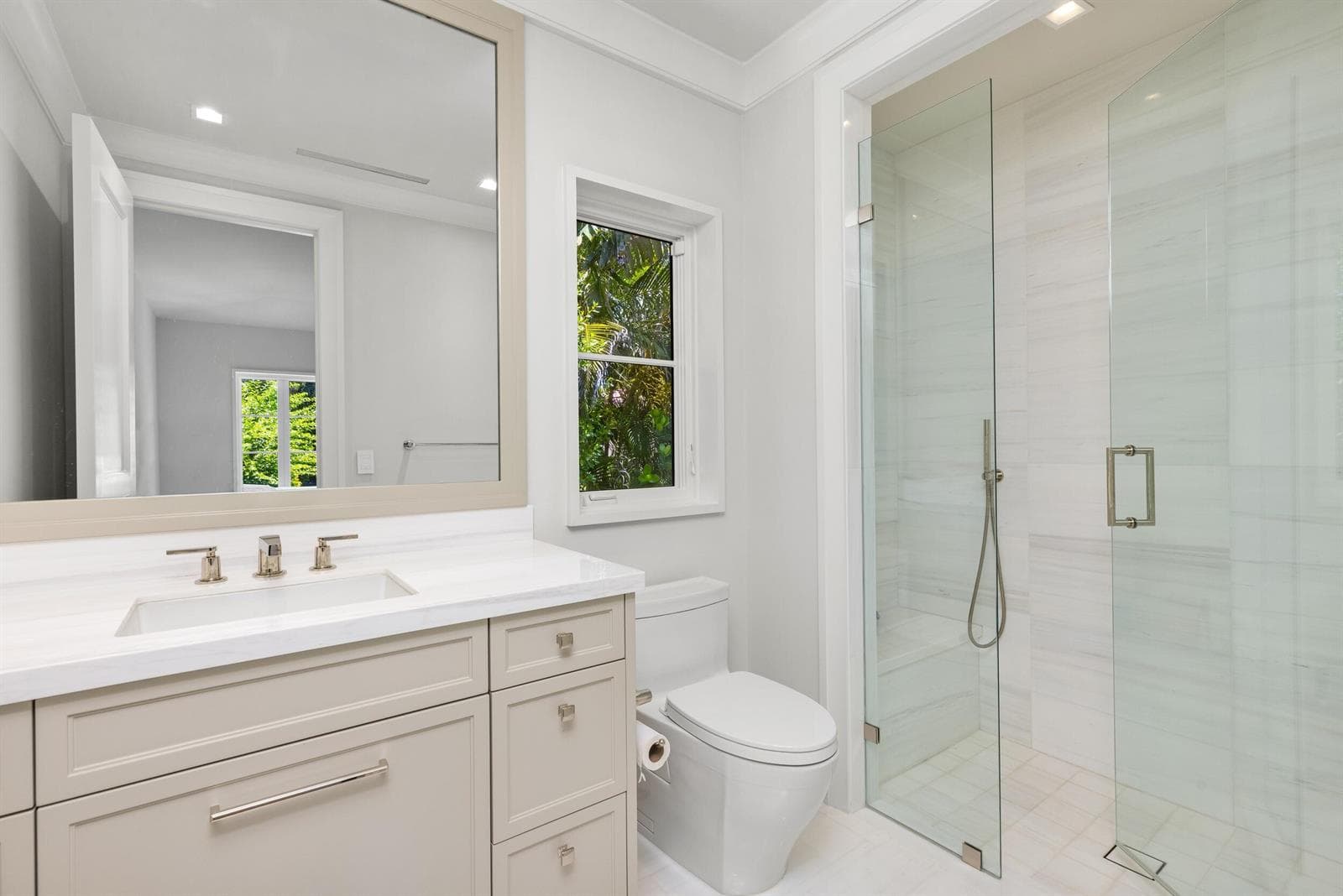 Guest Bath 6