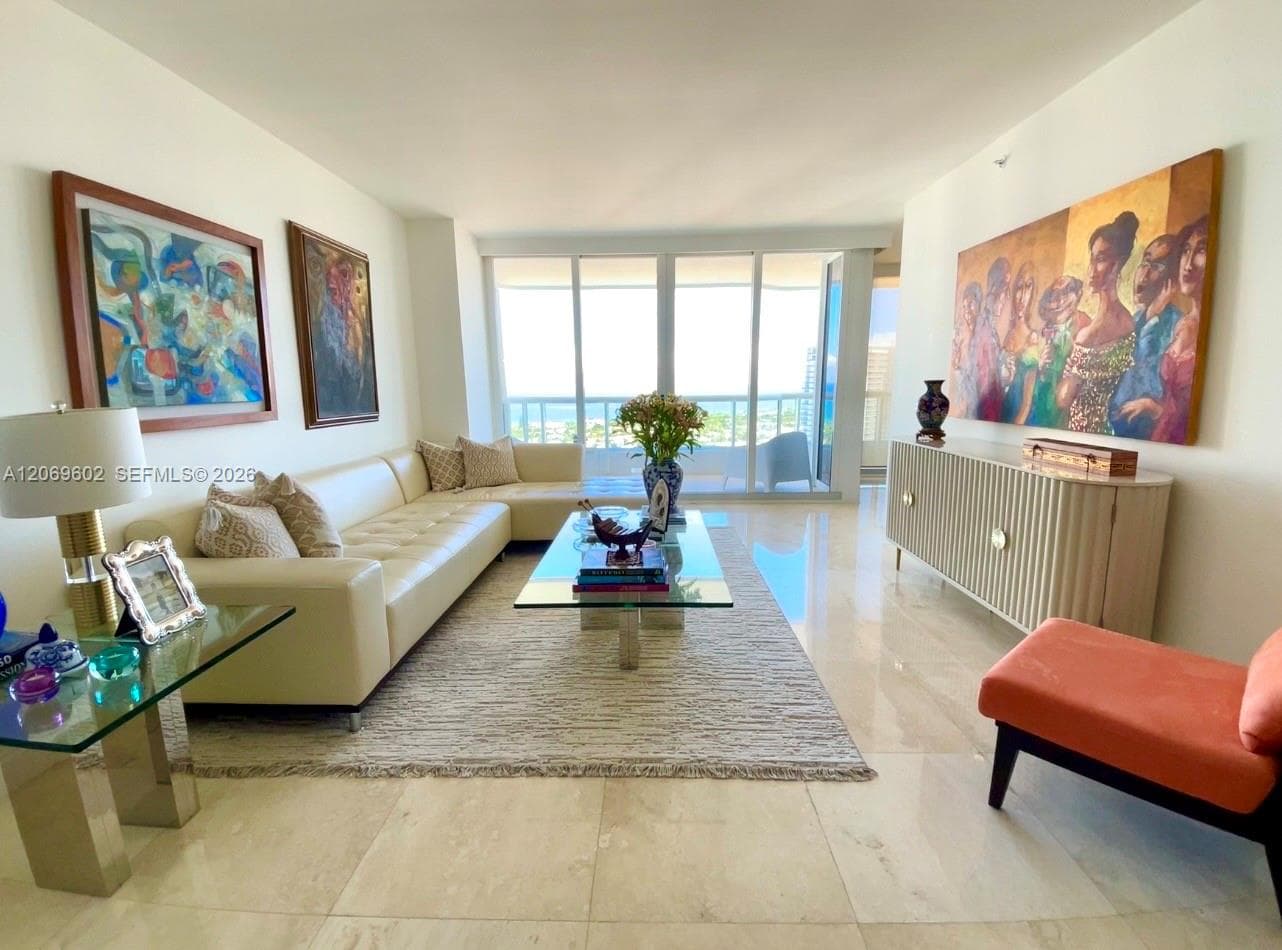 SOUTH TOWER AT THE POINT · #2710 in Aventura - Photo 5