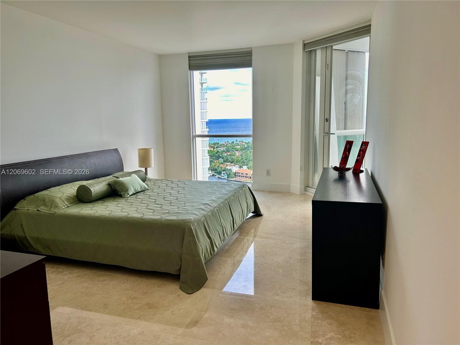 SOUTH TOWER AT THE POINT · #2710 in Aventura - Photo 9