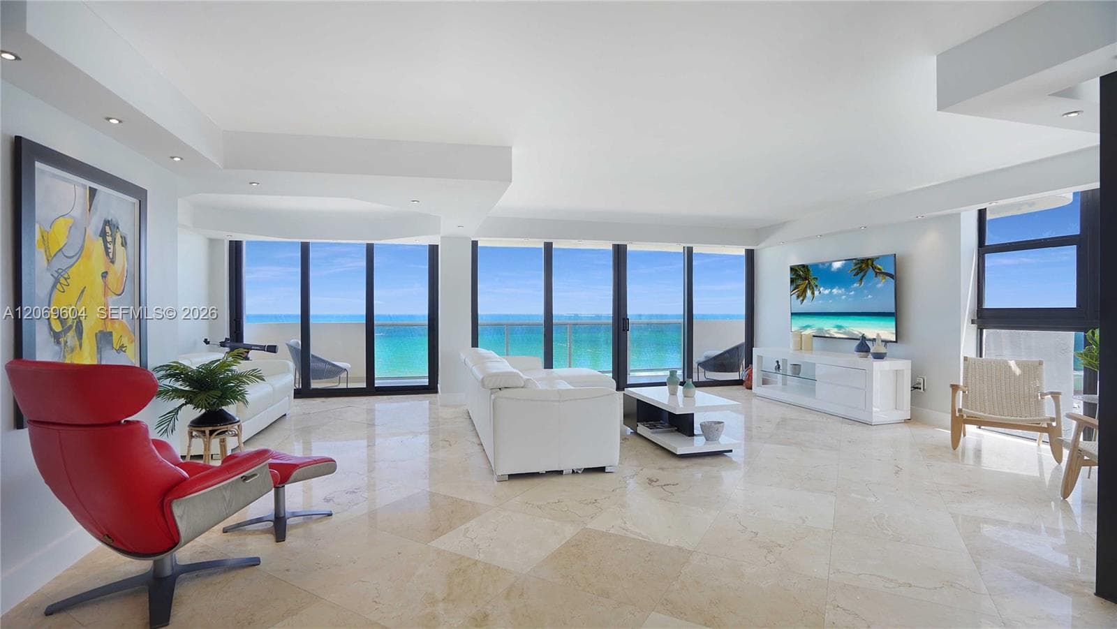 LEXCELLENCE CONDO · #1505 in Miami Beach - Photo 2