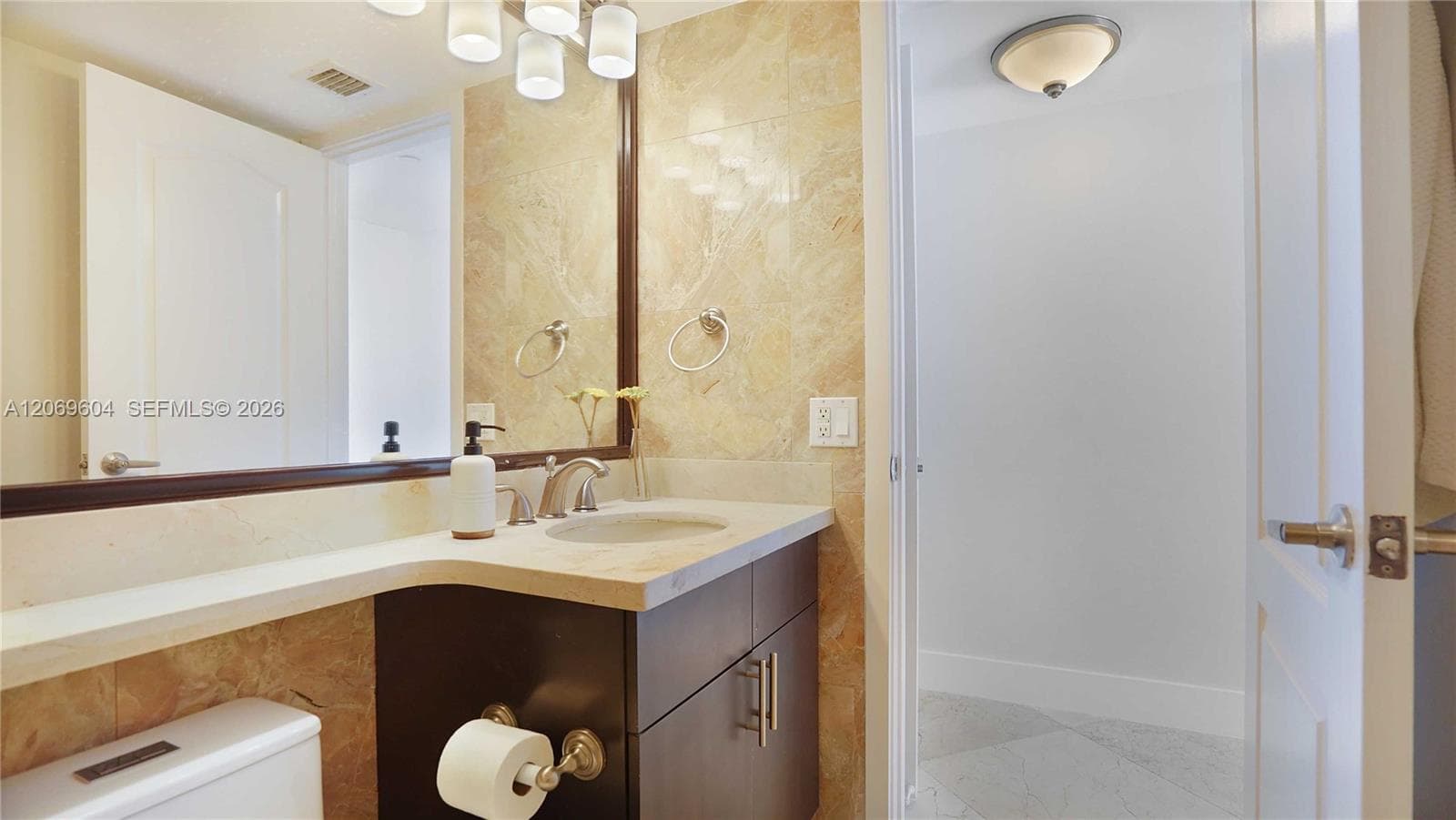 LEXCELLENCE CONDO · #1505 in Miami Beach - Photo 26