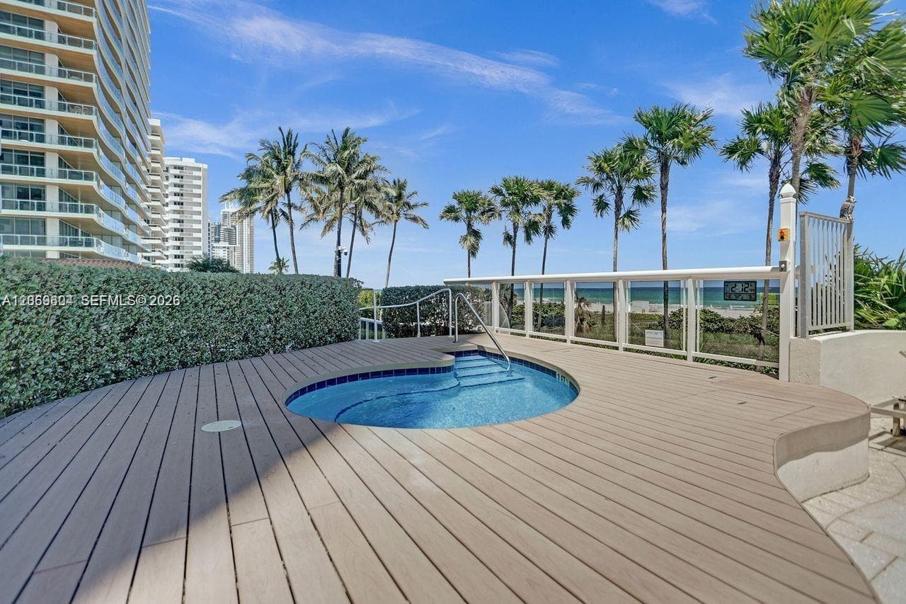 LEXCELLENCE CONDO · #1505 in Miami Beach - Photo 34