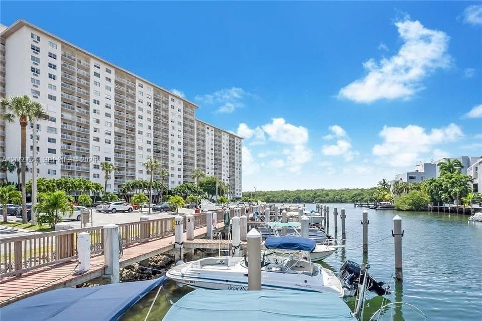 Coastal Towers · #316 in Sunny Isles Beach - Photo 7