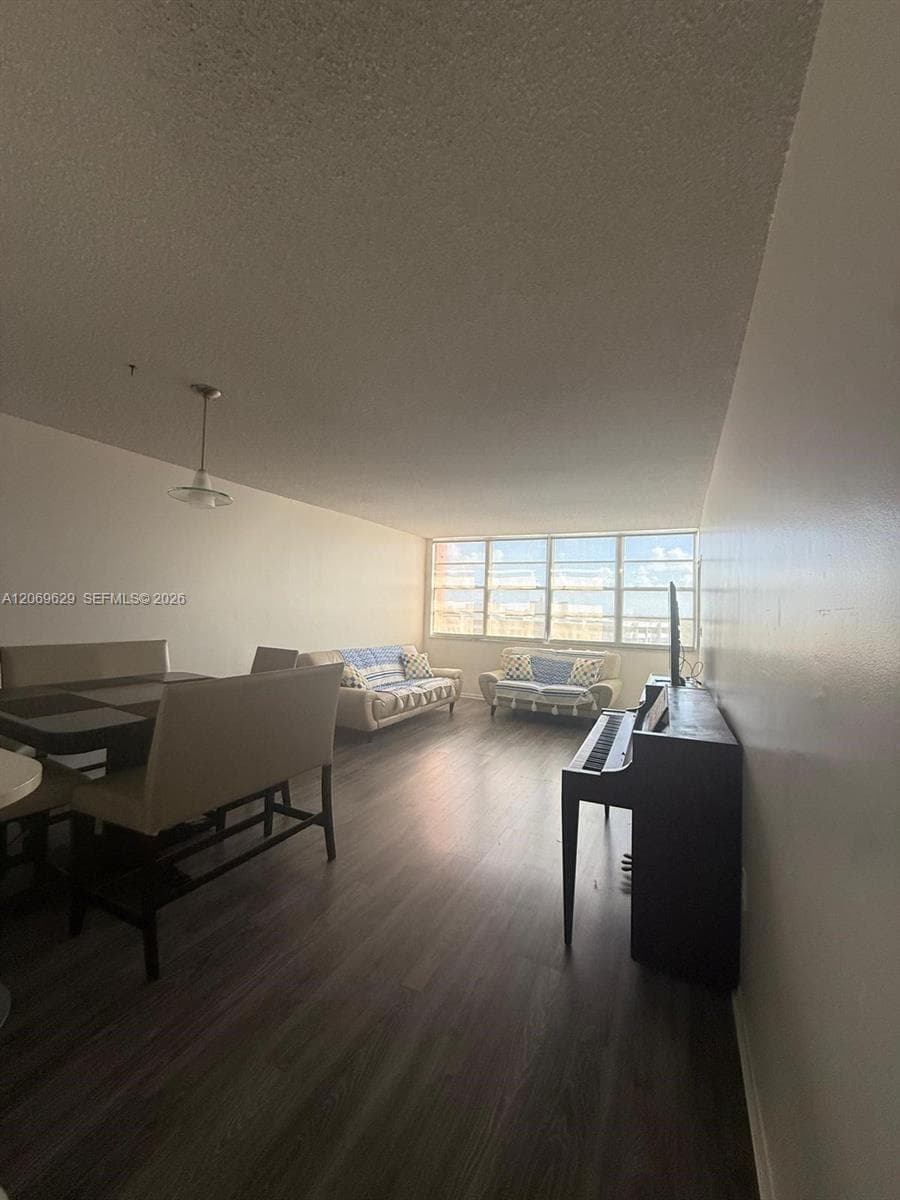 BUCKLEY TOWERS CONDO - EA · #1113E in Miami - Photo 4