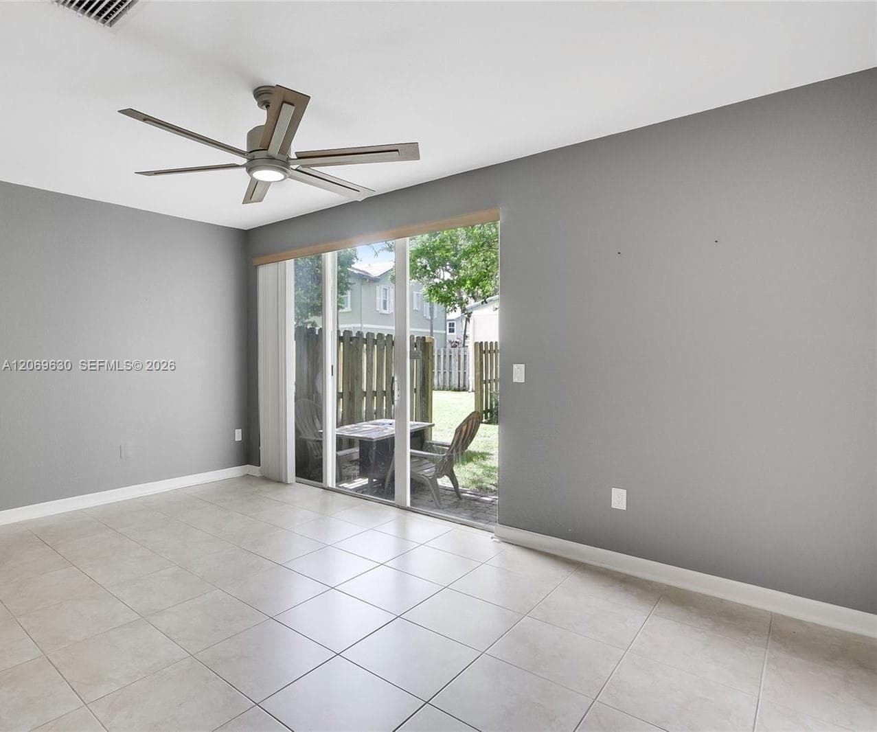 2928 SE 2nd St #3 photo 10