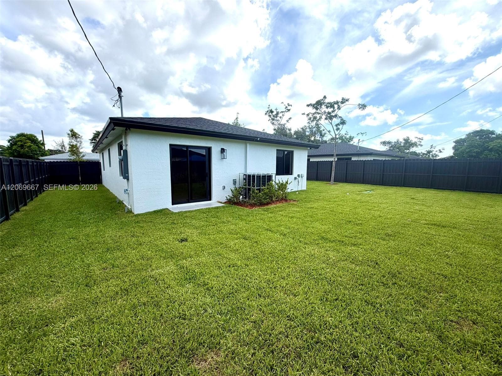 2420 NW 154th St #. photo 39