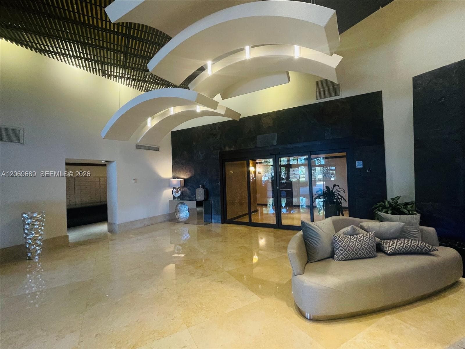 PARC CENTRAL AVENTURA SOU · #1101 in Aventura - Photo 17