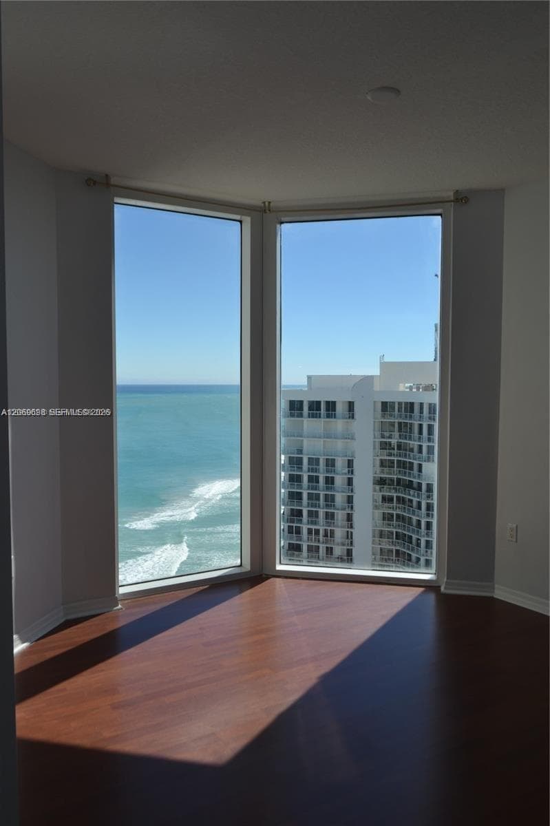 La Perla · #3109 in Sunny Isles Beach - Photo 6