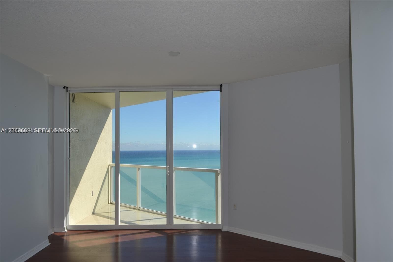 La Perla · #3109 in Sunny Isles Beach - Photo 4